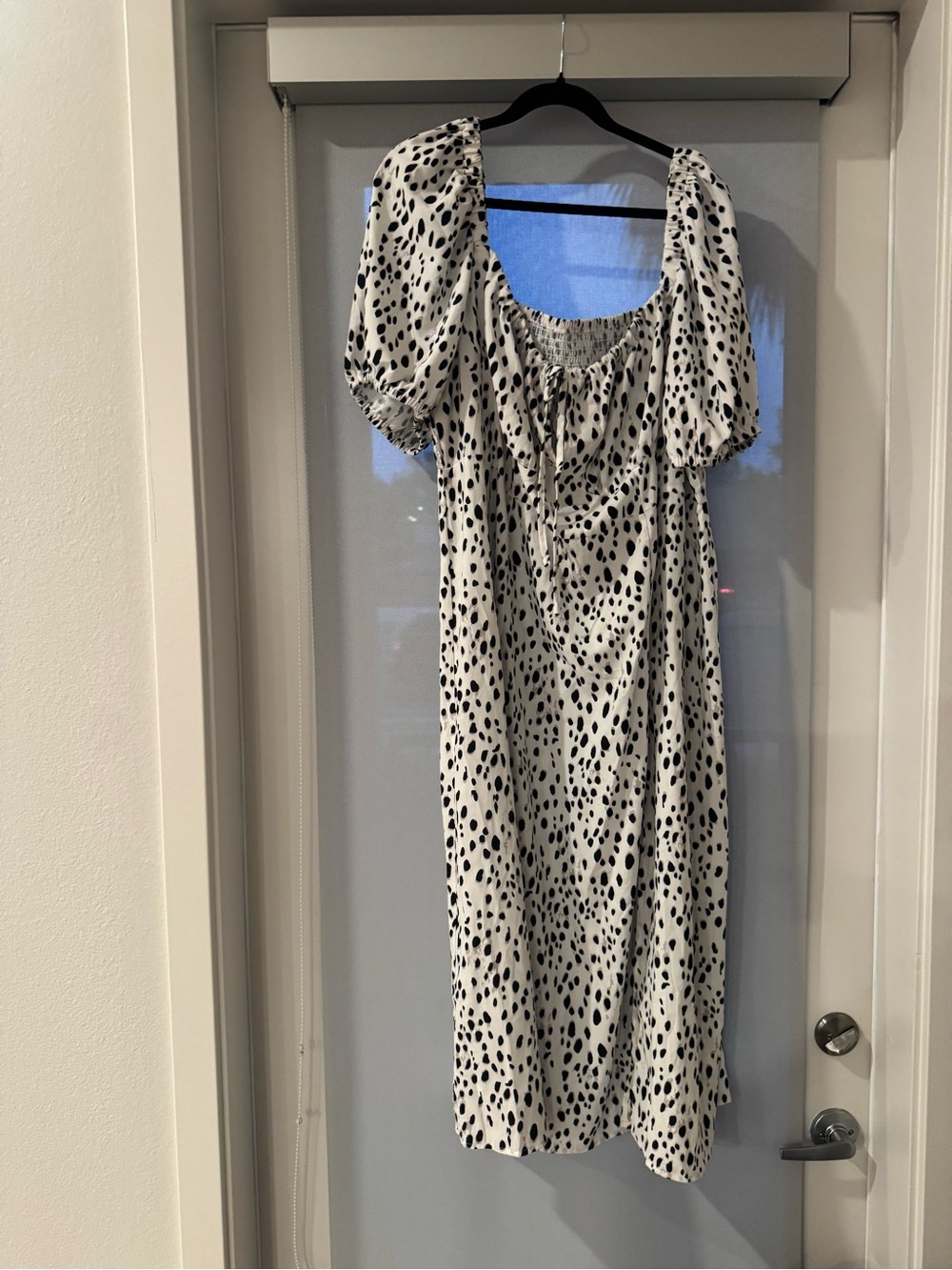 White and Black Spotted Puff-Sleeve Midi Dress
